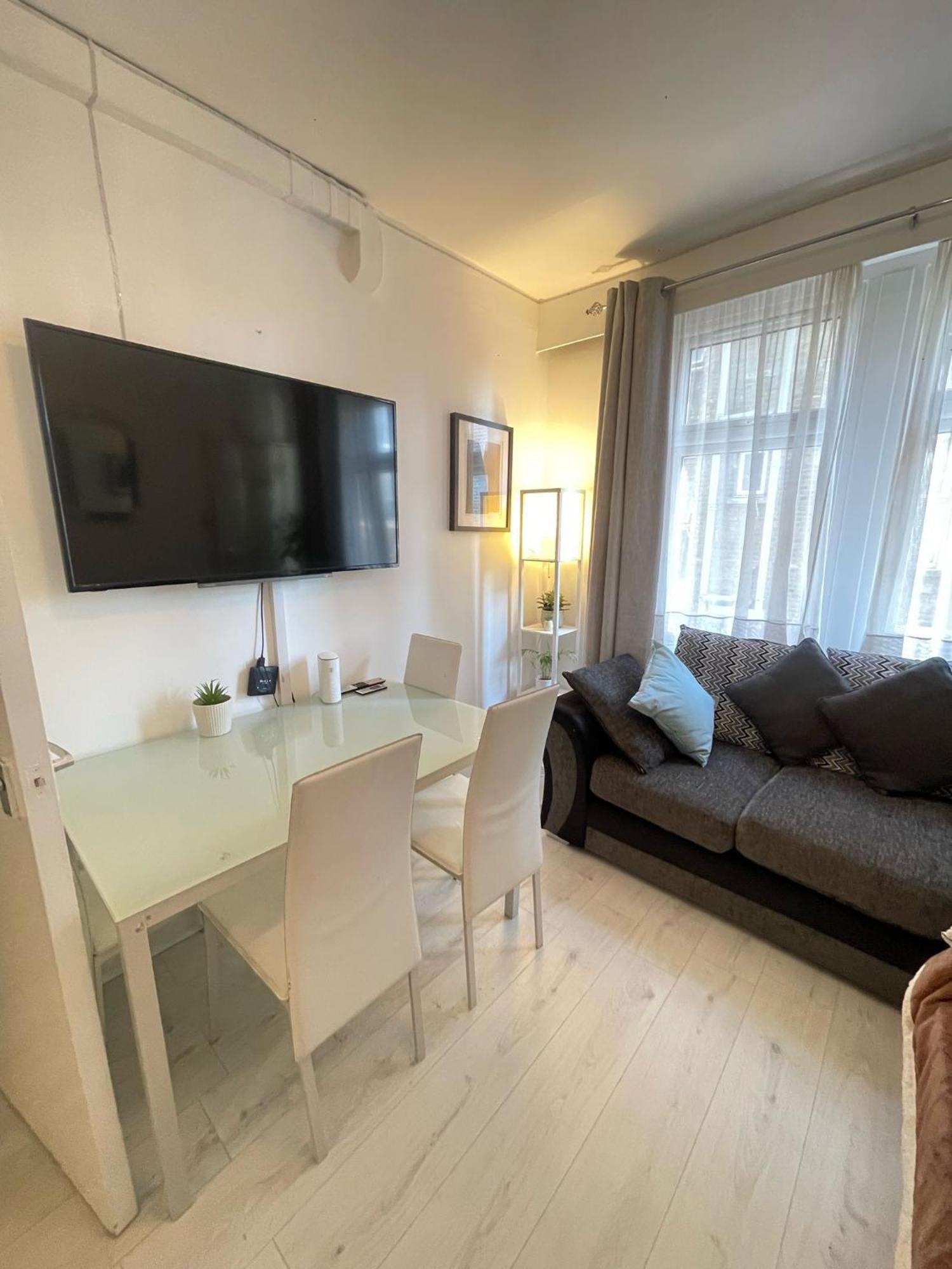 Lovely 2 Bed Flat 2 Floor Miles Londres Exterior foto
