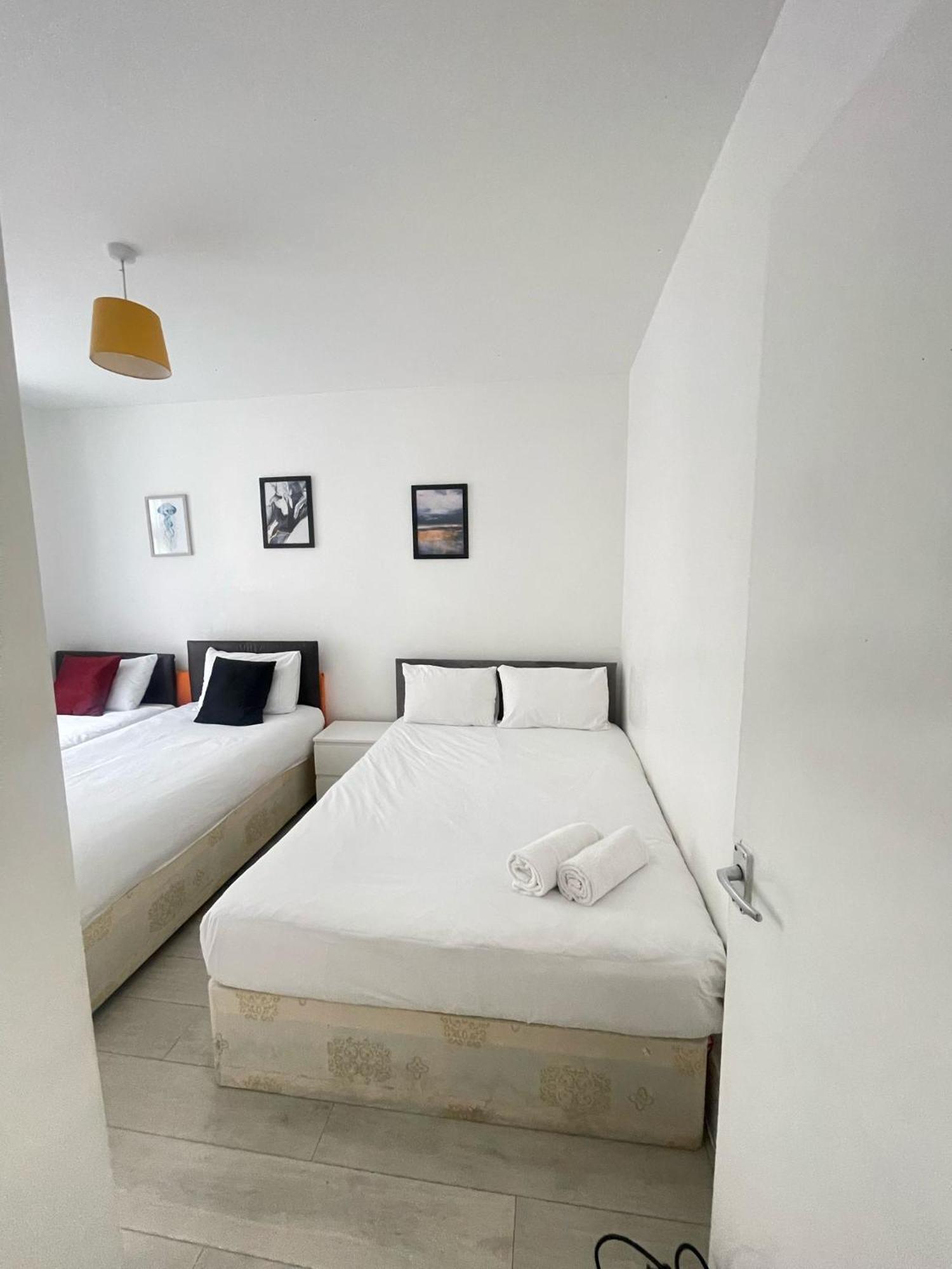 Lovely 2 Bed Flat 2 Floor Miles Londres Exterior foto